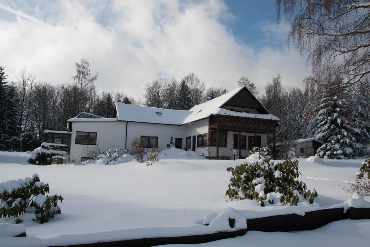 Апартаменты Haus Am Wald - Urlaub Am Nationalpark Langweiler  Экстерьер фото